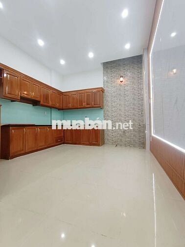 Nhà đúc 4 tấm hẻm 6m Nguyễn thị kiểu vào 70m kế trường học Lê Văn Thọ