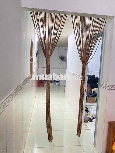 bán gấp nhà 4,5x20 chính chủ 1 trệt 1 lửng