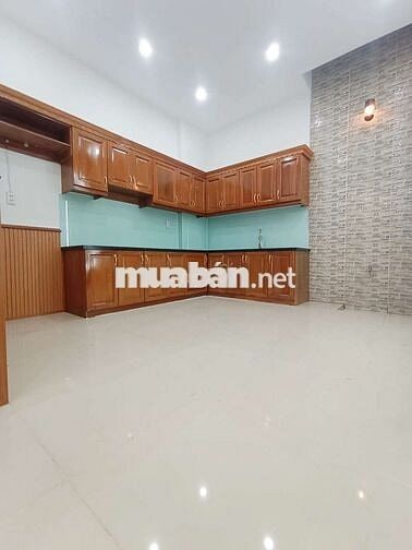 Nhà đúc 4 tấm hẻm 6m Nguyễn thị kiểu vào 70m kế trường học Lê Văn Thọ