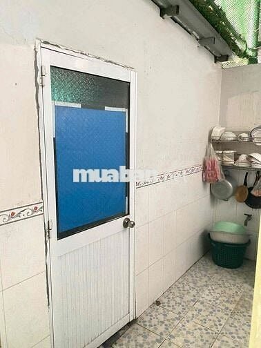 bán gấp nhà 4,5x20 chính chủ 1 trệt 1 lửng