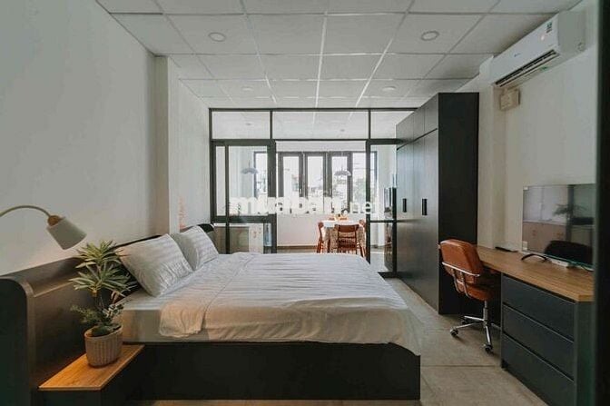 CHO THUÊ CĂN HỘ FULL NỘI THẤT TÁCH BẾP-THOÁNG GIÁ RẺ GẦN CHỢ BẾN THÀNH