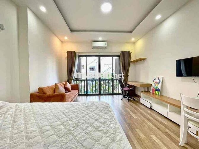 Cho Thuê Căn Hộ Chung Cư Mini Ban Công Ngay Vòng Xoay Dân Chủ Quận 3