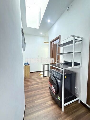 Nhà Nguyên Căn Mới Full Nội Thất Đường Sư Vạn Hạnh - 2PN 2WC - 4.5x8m