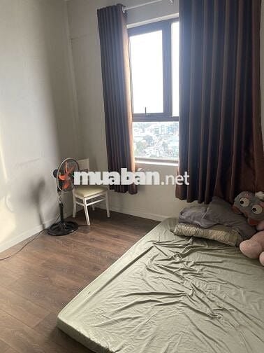 Mình cần cho thuê một phòng ngủ lớn