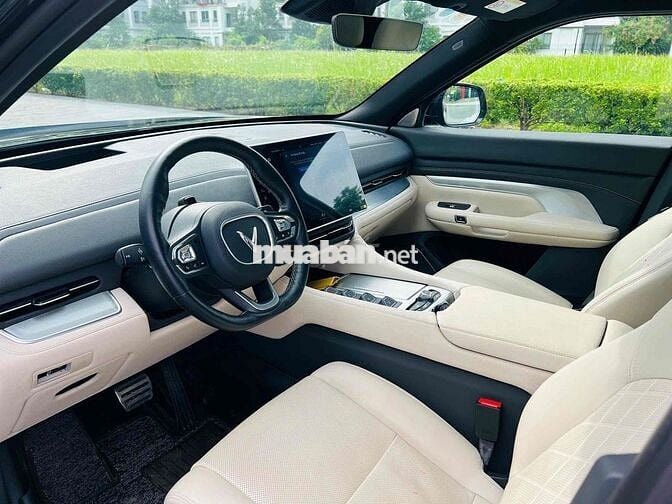 VinFast VF9 2023 Plus Pin Mua SDI - 5000 km