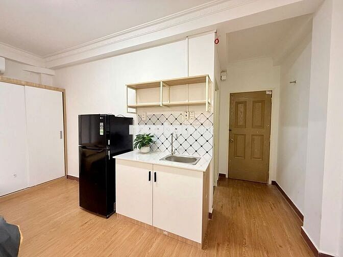 PHÒNG 40m2 CỬA SỔ LỚN NGAY LANDMARK BÌNH THẠNH GẦN Q1, CẦU BASON