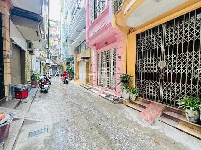 SIÊU PHẨM PHẠM NGỌC THẠCH, 37M2, THANG MÁY, NGÕ THÔNG, SÁT PHỐ, 8,5 TỶ