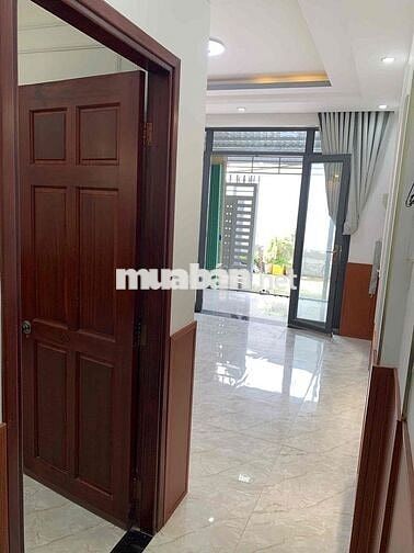 Nhà lầu 4 phòng mới 99% hẻm đường Nguyễn Thông