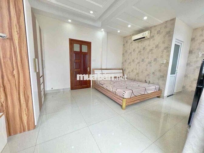 CHO THUÊ CH STUDIO BALCON RỘNG 40m2 SIÊU THOÁNG NGAY CHỢ BÀ CHIỂU