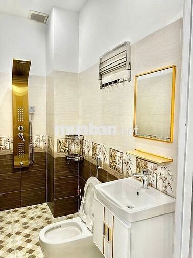Cần cho thuê nhà HXH 125/4A Nguyễn Văn Thương P. 25 Q. Bình Thạnh