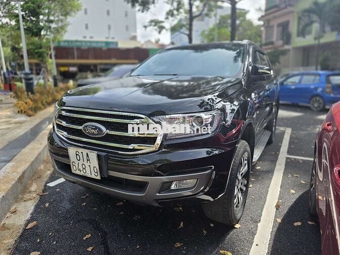 Ford Everest 2019 Nhập Thái