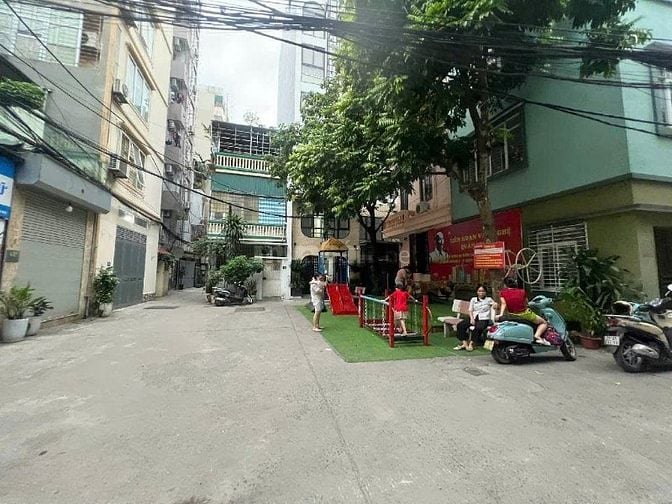 Bán nhà phân lô Vương Thừa Vũ, Thanh Xuân, ô tô đỗ cổng, 89m, 11.9 tỷ