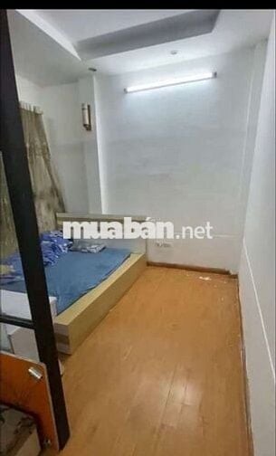 Cho thuê phòng Gấp tháng 11 vào luôn