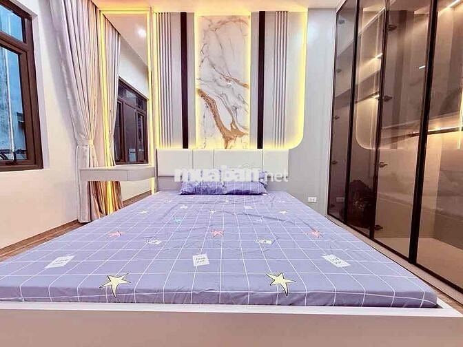 Minh Khai _ 40m_nhà mới , Lô góc , 4 ngủ ,nội thất đầy đủ