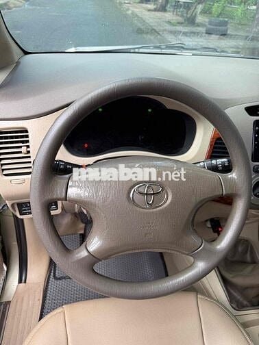 Toyota Innova 2008 G - 186000 km
