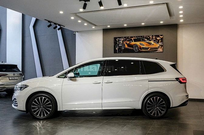 Volkswagen Viloran - MPV hạng sang