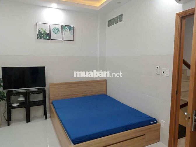 Phòng Cao Cấp có Ban công Hoàng Diệu 2 ngay ĐH Ngân Hàng, SPKT TP.HCM