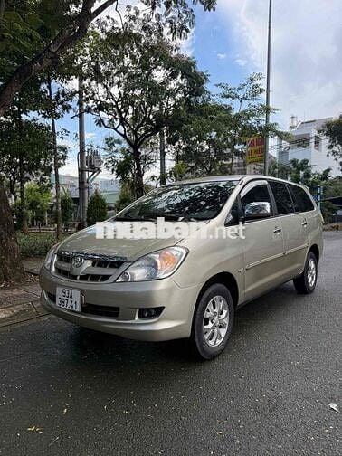 Toyota Innova 2008 G - 186000 km