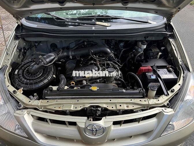 Toyota Innova 2008 G - 186000 km