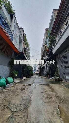 NHỈNH 11 TỶ , 140m2, 3 TẦNG , NGAY BÊN AEON TÂN PHÚ