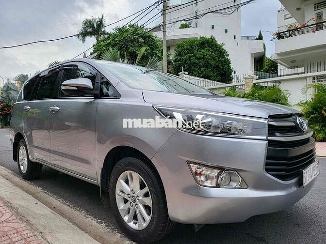 Innova E 2.0 SX 2017 số sàn 1 chủ từ đầu