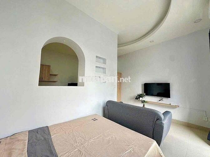 PENTHOUSE 1PN GẦN NGÃ TƯ BẢY HIỀN- FULL NT - BAN CÔNG