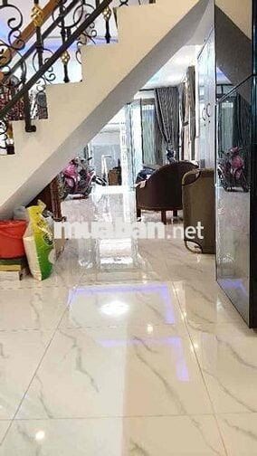 Nhà Bông Sao, P5, Q8. 5,4m nở hậu 7,1m. đang cho thuê 11tr/thang