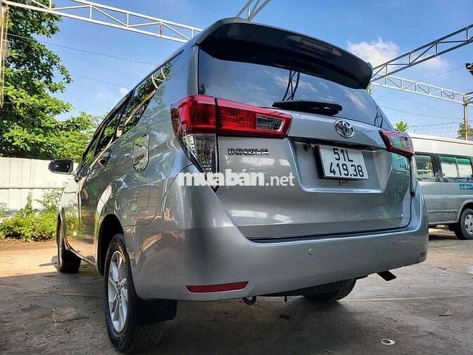 Innova E 2.0 SX 2017 số sàn 1 chủ từ đầu