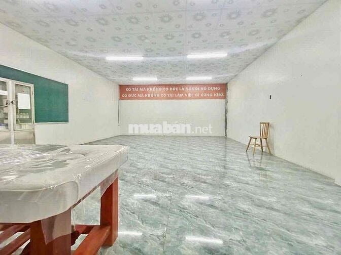 Cho thuê MB mô hình trường học, (DT:1400m2), trung tâm P.Trảng Dài, BH