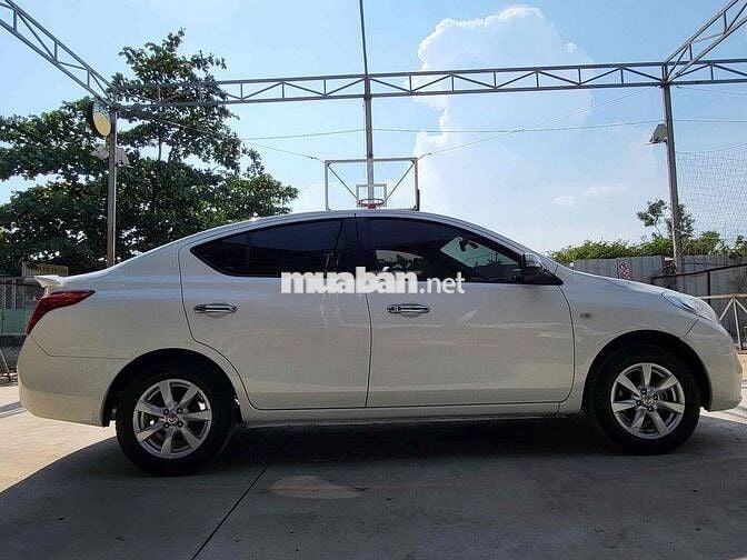 Nissan Sunny 2016 XL - 90000 km