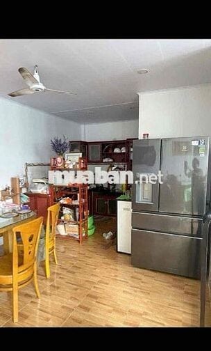 nhà hiếm 2 tầng Nguyễn trãi Dĩ An ,56 m2 2.7tỷ