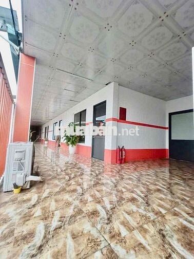 Cho thuê MB mô hình trường học, (DT:1400m2), trung tâm P.Trảng Dài, BH