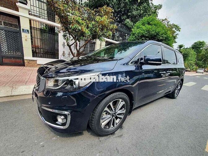 KIA SEDONA 2018 bản full.Máy Xăng. 3.3lit. Dk t8.2