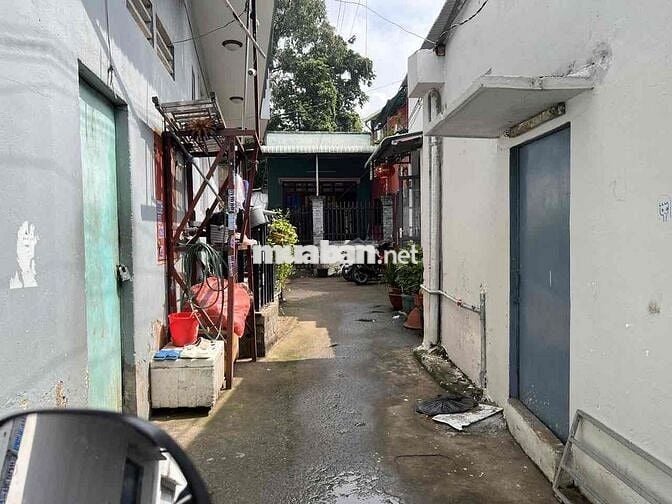 nhà hiếm 2 tầng Nguyễn trãi Dĩ An ,56 m2 2.7tỷ