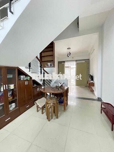 Cho thuê nhà gần chợ Thanh Khê, Cù Chính Lan 64m2