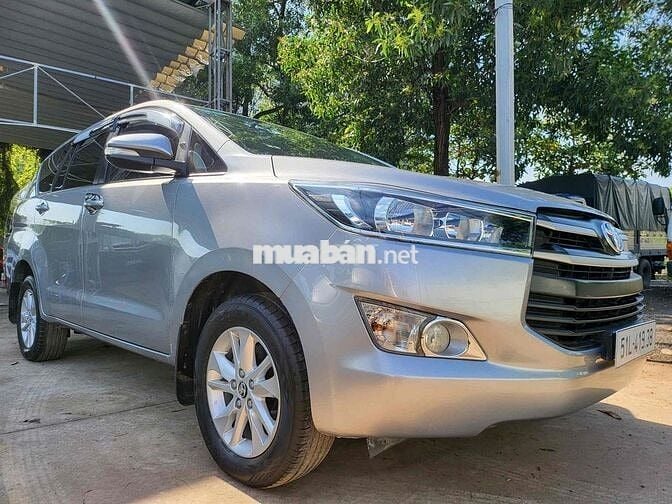 Innova E 2.0 SX 2017 số sàn 1 chủ từ đầu