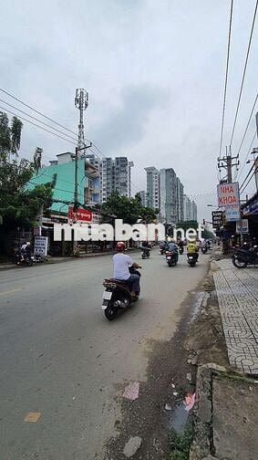 NHỈNH 11 TỶ , 140m2, 3 TẦNG , NGAY BÊN AEON TÂN PHÚ