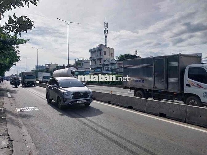 MẶT TIỀN QL1 - Q12 - NGANG ĐỈNH 12M - TIỆN LÀM KHO BÃI NHÀ XƯỞNG