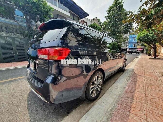 KIA SEDONA 2018 bản full.Máy Xăng. 3.3lit. Dk t8.2