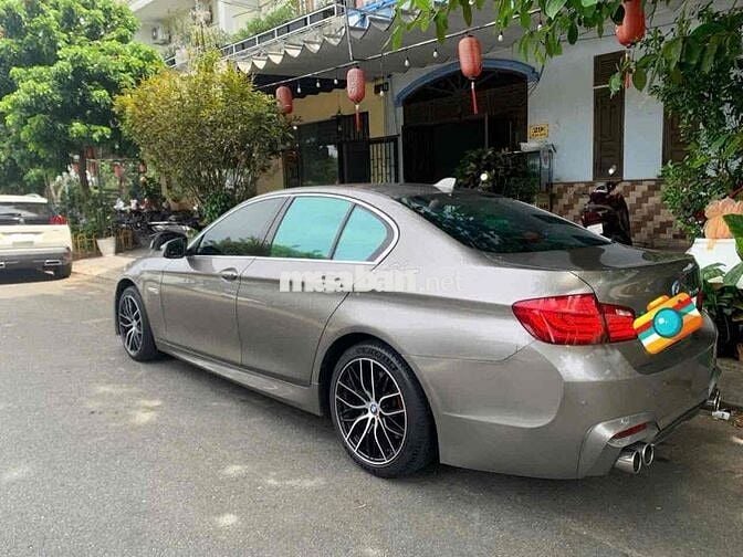 BMW 5 Series 2011 523i - 90000 km