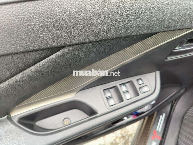 Bán xe xpander 2022 số sàn