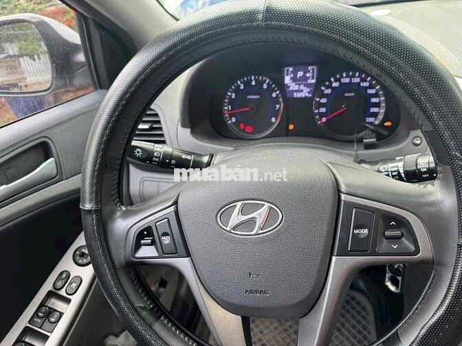 Hyundai Accent 2014 1.4 AT - 51000 km đăng kí 2015