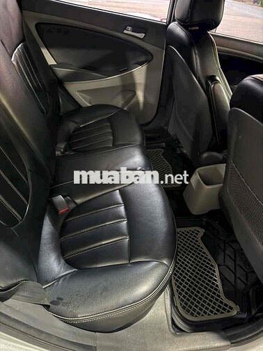 Hyundai Accent 2014 1.4 AT - 51000 km đăng kí 2015