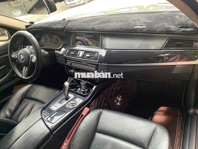 BMW 5 Series 2011 523i - 90000 km
