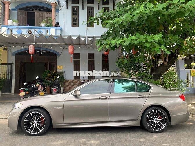 BMW 5 Series 2011 523i - 90000 km