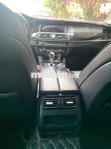 BMW 5 Series 2011 523i - 90000 km