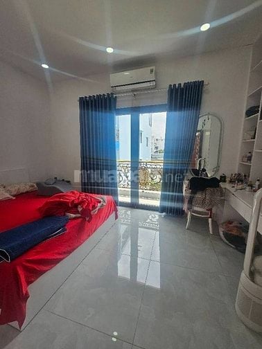 BÁN NHÀ NHANH NHANH - ĐƯỜNG 8M, NỞ HẬU - P.BHH B, BÌNH TÂN - GIÁ 6.39 
