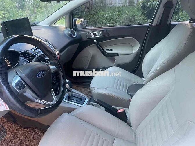 Ford Fiesta 2016 1.5 AT Titanium - 100000 km