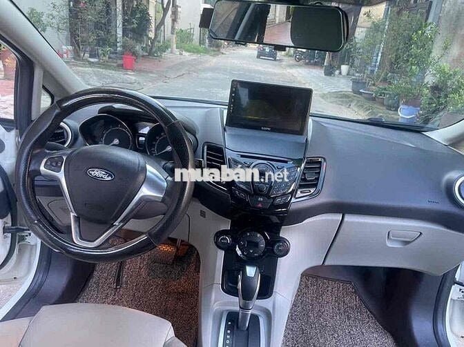 Ford Fiesta 2016 1.5 AT Titanium - 100000 km