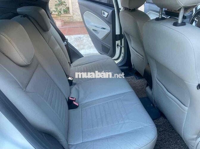 Ford Fiesta 2016 1.5 AT Titanium - 100000 km